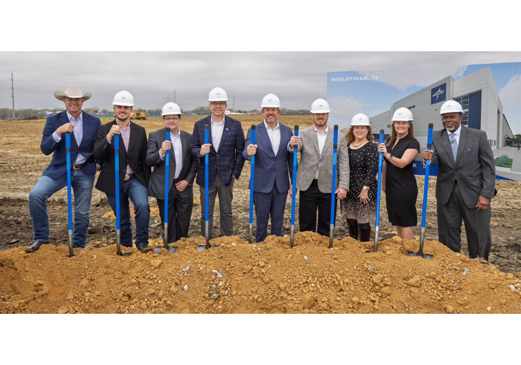 081026_medlinegroundbreaking
