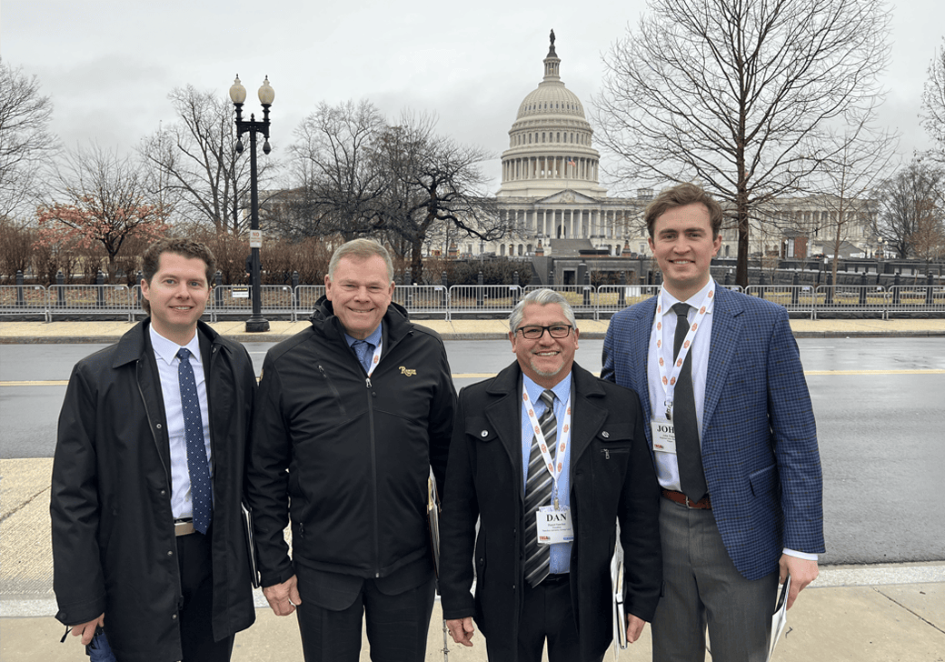 111025_legconhillday