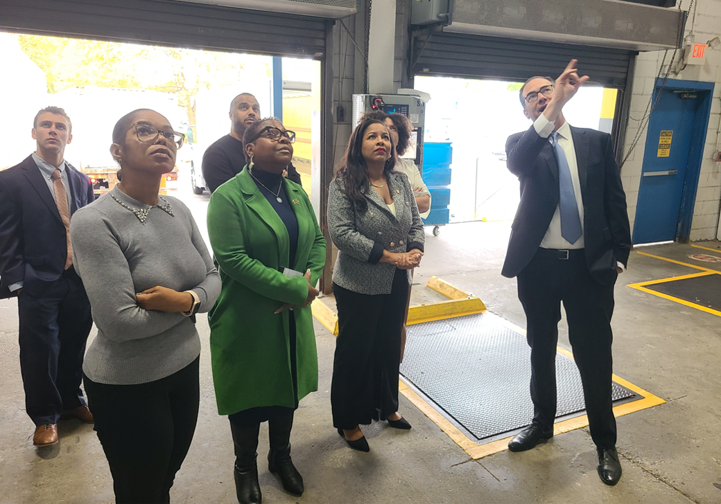 111025_unitexplanttour