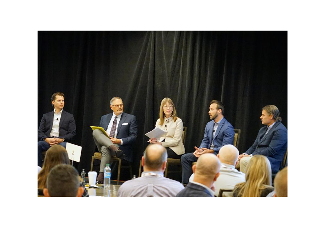 112425_marketingboardpanel