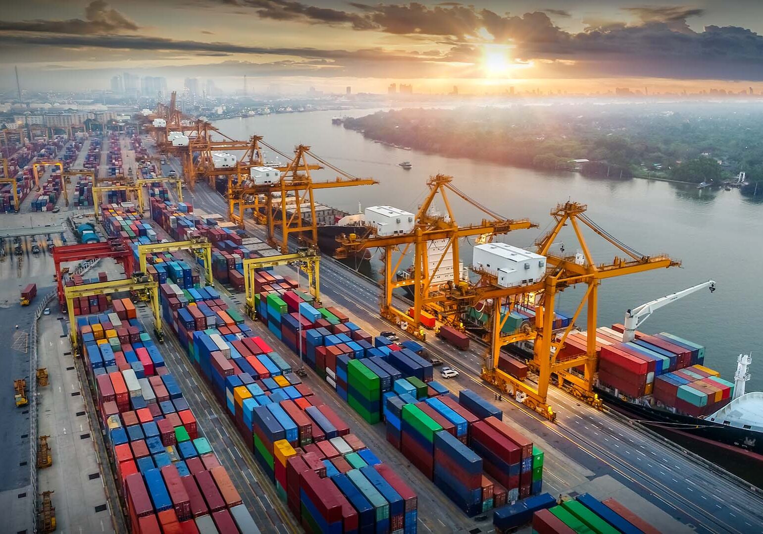 7 Stock-ship yard